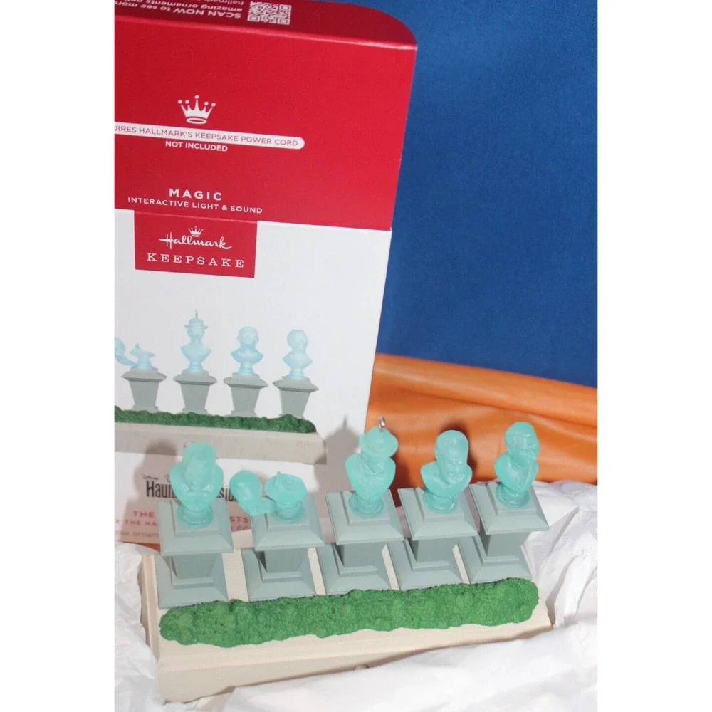 Hallmark Disney The Haunted Mansion Singing Busts Grim Grinning Ghosts Ornament